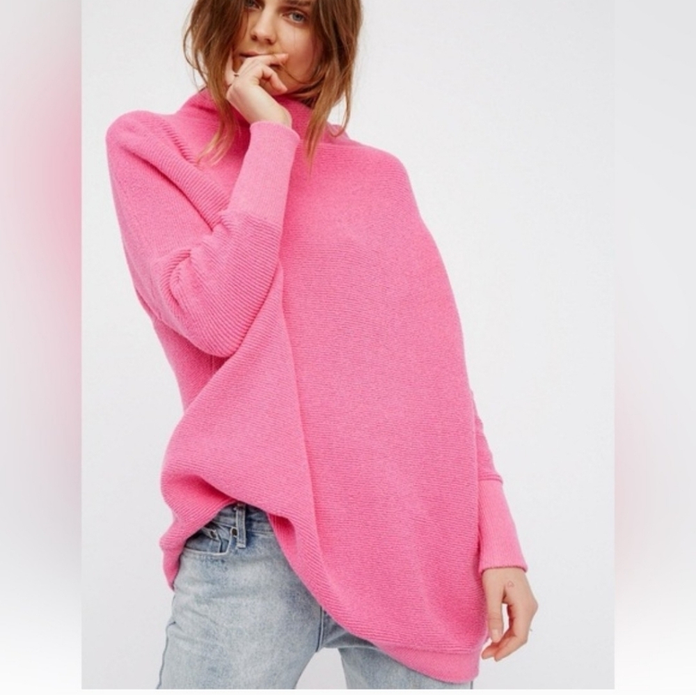 Free People Ottoman Sweater Electric Pink Large Beach Cozy Maximalism Balletcore